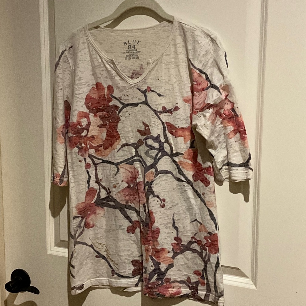 Sherri Reeve Maui Women's 3/4 Sleeve Floral Tee - White and Red